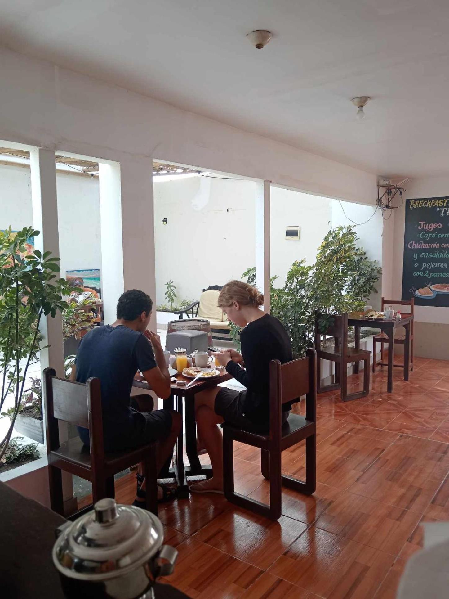 Hostel Willys House 帕拉卡斯 外观 照片