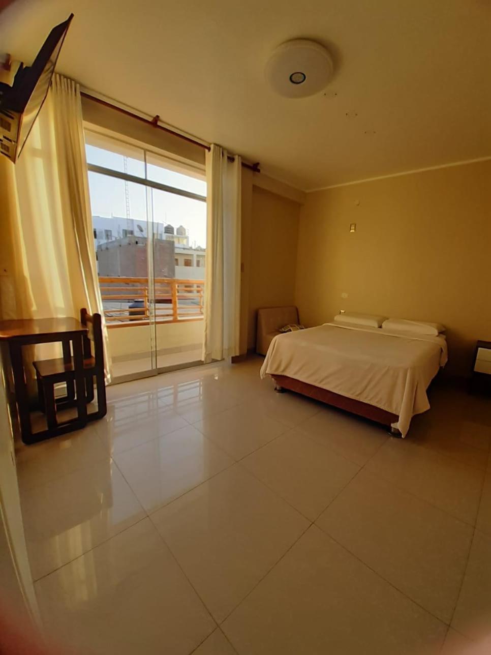 Hostel Willys House 帕拉卡斯 外观 照片
